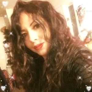 Meet your Posher, Maria elena